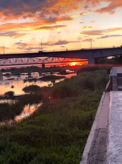 Кафе в центре +ДОМ добротный !