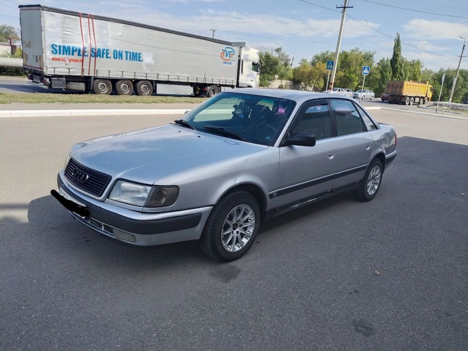 Продам Ауди 100 с4