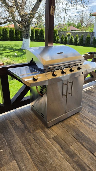 Газово барбекю Char-Broil
