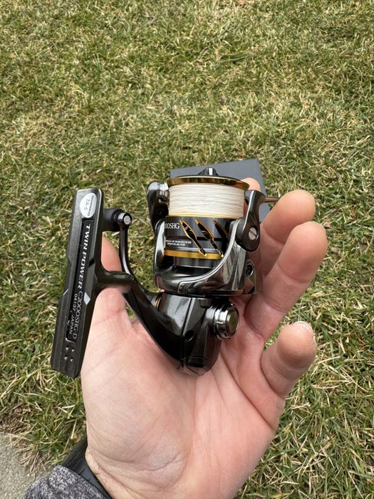 Shimano Twin Power FD C2000SHG