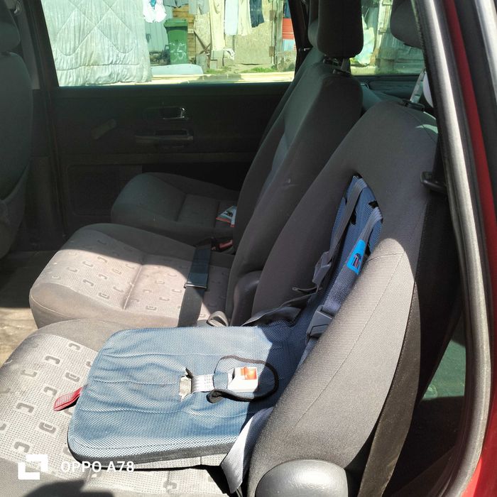 Vând Volkswagen Sharan,mai multe detalii la telefon