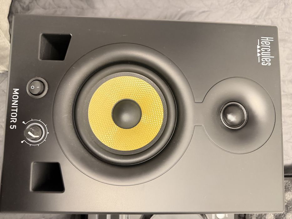 Hercules DJ monitor 5