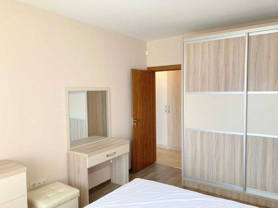 Тристаен апартамент -Кръстова вада