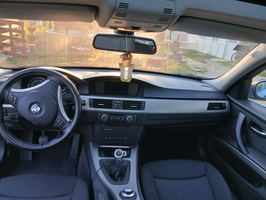Vand autoturism BMW320i