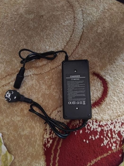 Электрическая инвалидная коляска