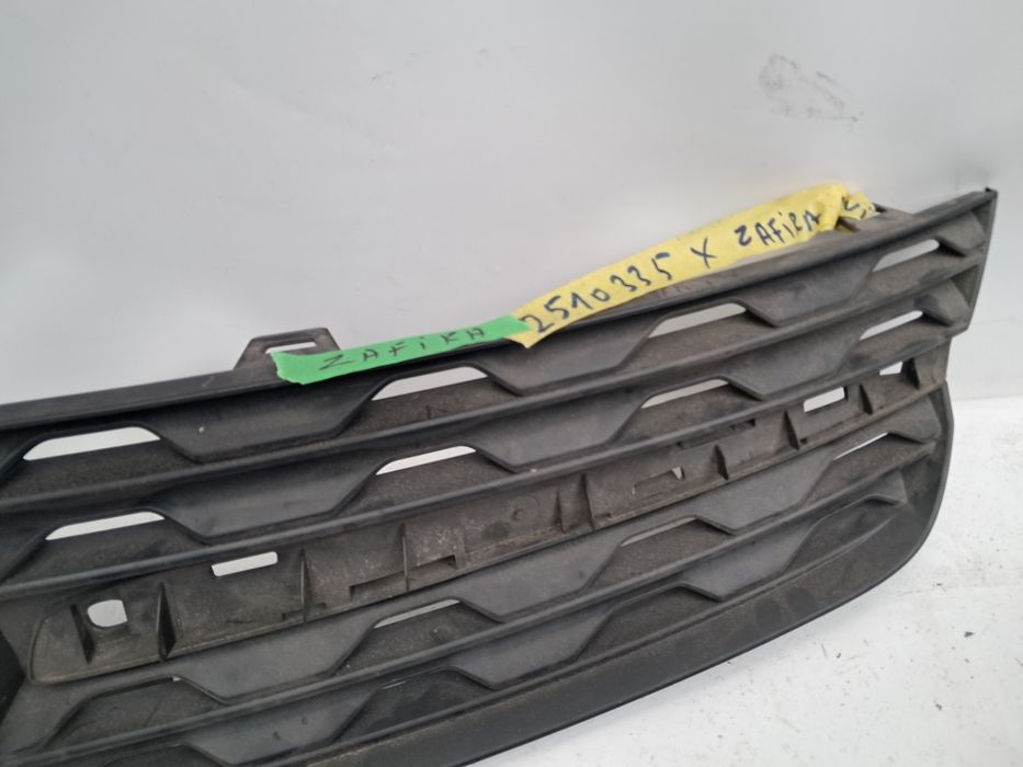 Грил решетка в броня Opel Mokka B Opel Corsa D/F Opel Combo E