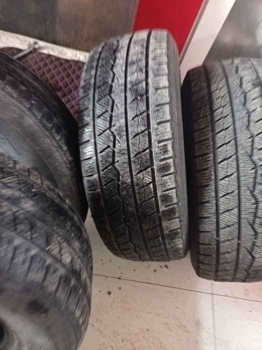 Продам шыны зимнии