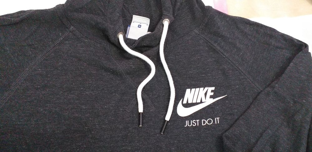 Суитшърт найк,тънък р.р м