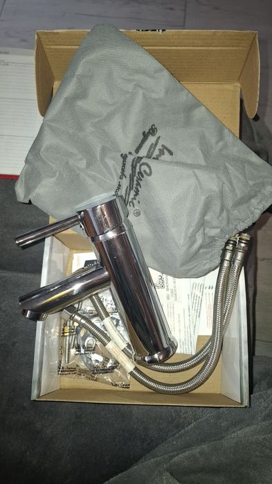 Стоящ смесител за мивка KRISTI