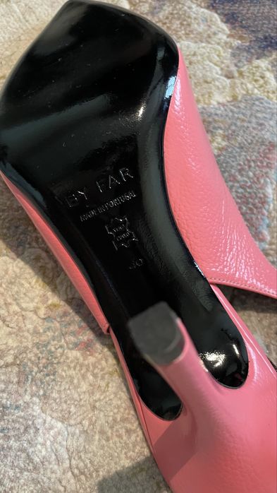 Обувки на ток BY FAR