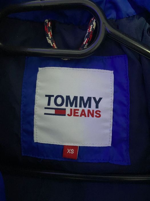Geaca băieți-bărbați Tommy Jeans originală mărime xs-s