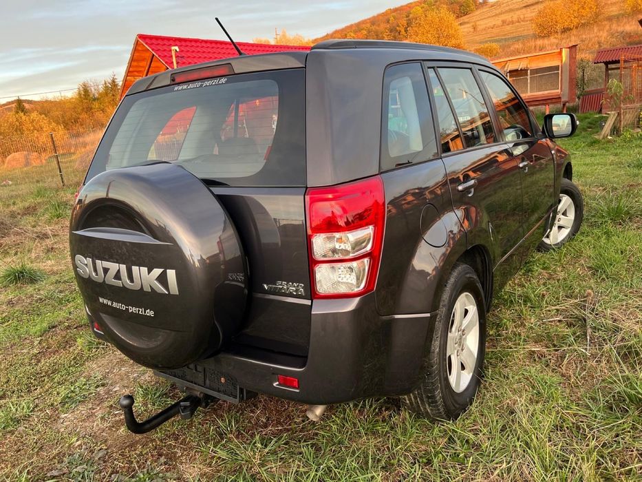 SUZUKI Grand Vitara 2011 — imagine 2