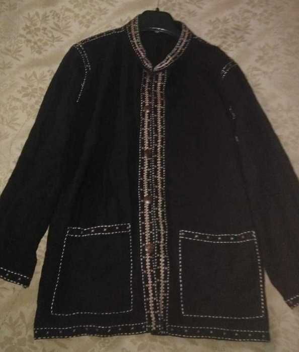 Haina populara traditionala , model foarte frumos, culoare neagra, cu cusături tradiționale, marimi M, L, XL, 2XL