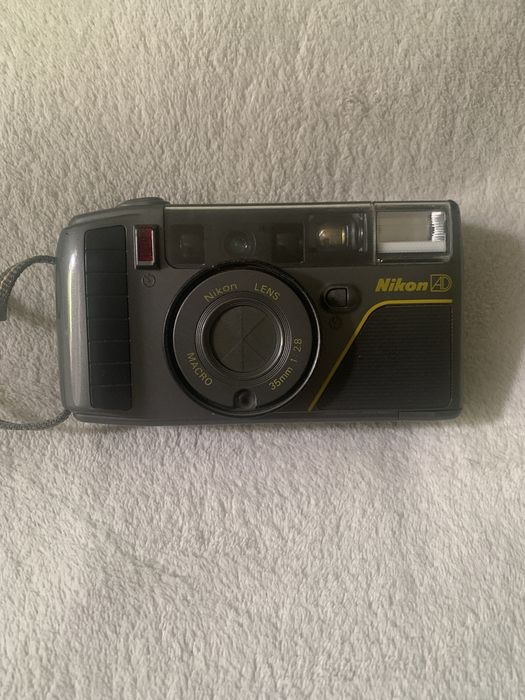 Фотоапарат Nikon L35AD3