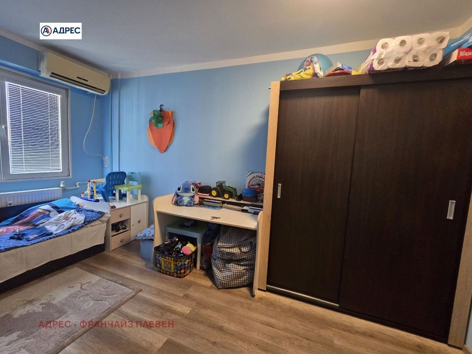 Продава се Тристаен апартамент в Плевен, Сторгозия - 78 кв.м за 1859 €/кв.м - Снимка #5
