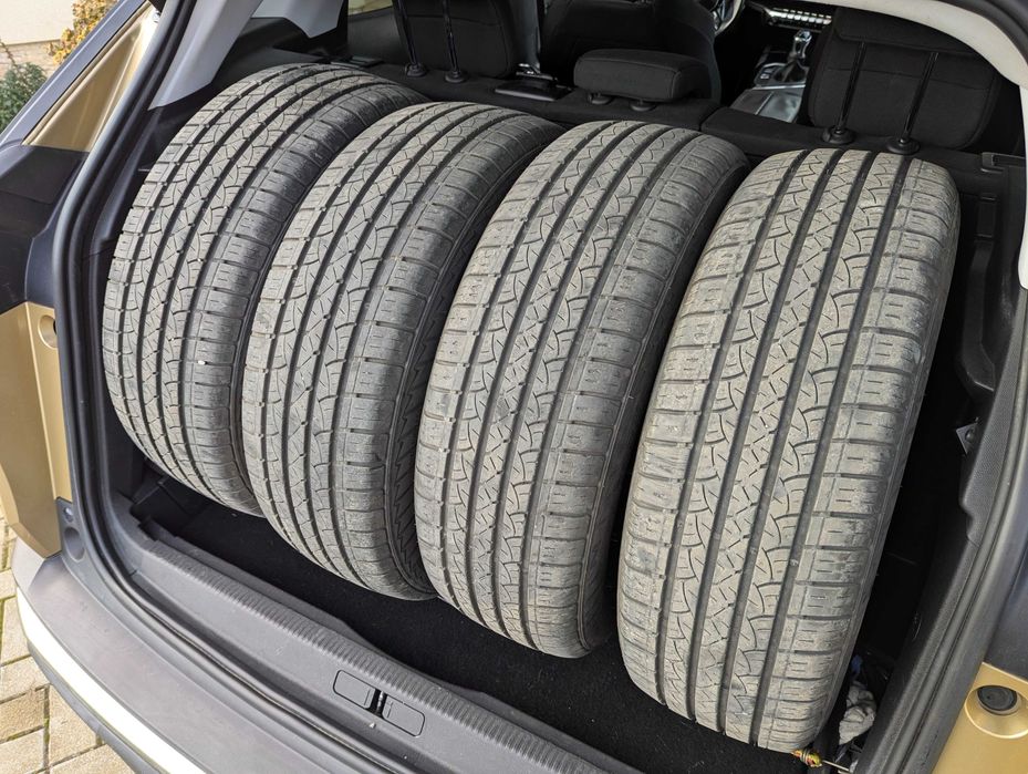 Set 4 Anvelope Vara Windforce 215 65 17