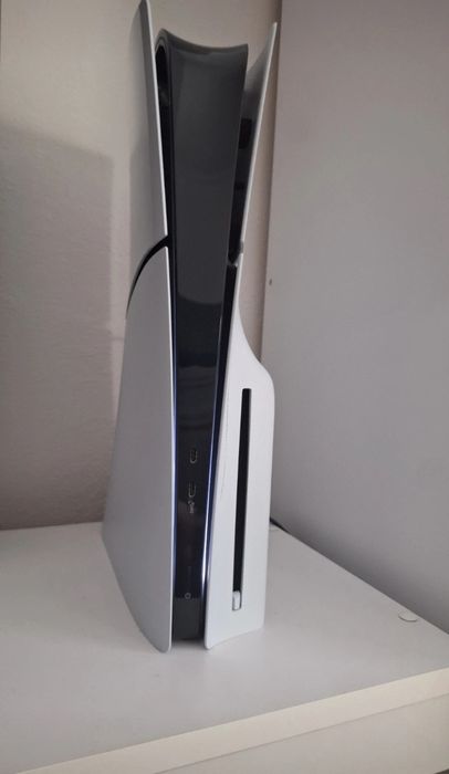 PlayStation 5 - Impecabil