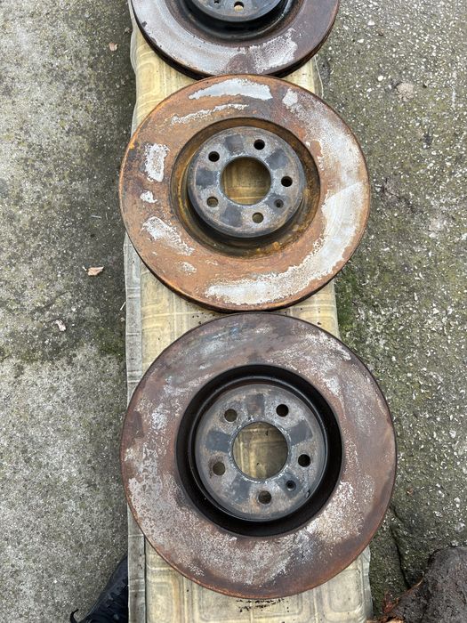 Спирачни дискове свалени от Audi А7 BTDI