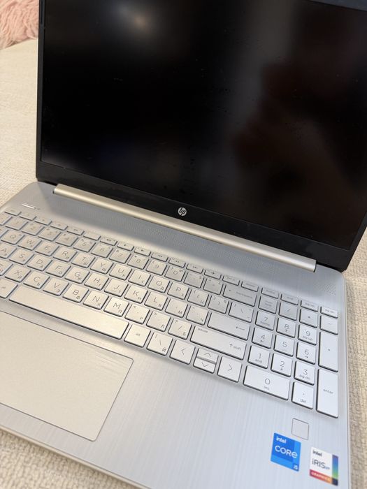 Продавам Лаптоп HP шампанско