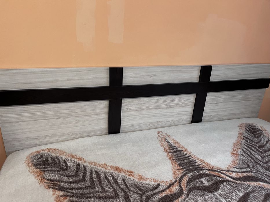 Спалня с матрак  200/160