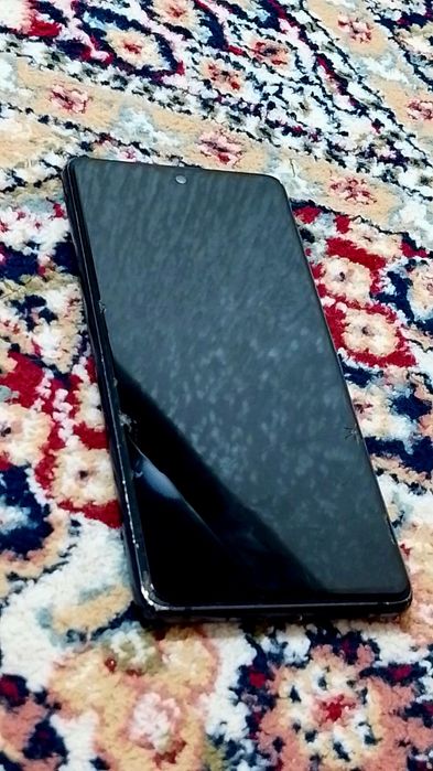 Samsung S20 FE синий чехол в подарок  обмен на айфон 11 или 12