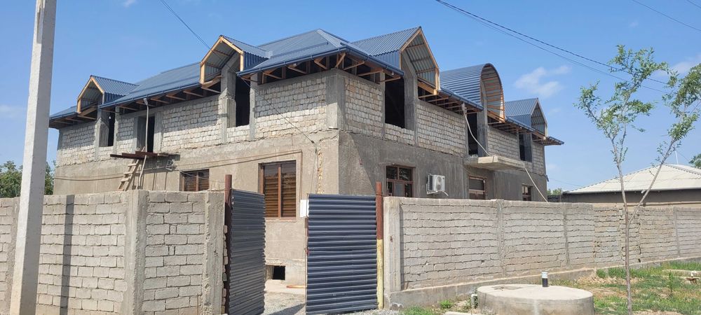 Қарши шаҳар марказидан мансардали уй, 1-қават пишиқ ғиштдан шароити бн