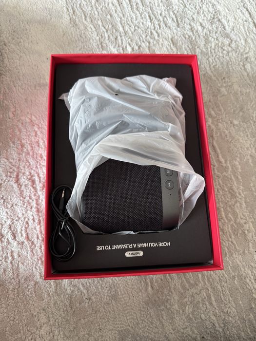 Колонка с часами