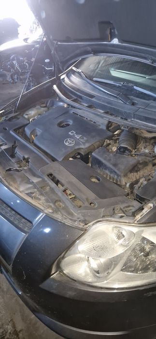 Тойота  Аурис   Toyota Auris  2009г. 2000куб.  126кс. D4D  ДИЗЕЛ  НА ЧАСТИ