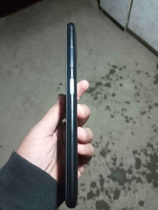 SAMSUNG A03S xotira 64/4 ayfon 6 7ga obmen bor