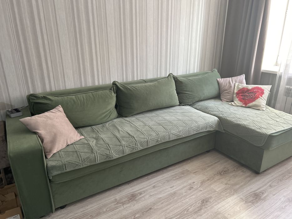 Продам диван в отличном состоянии