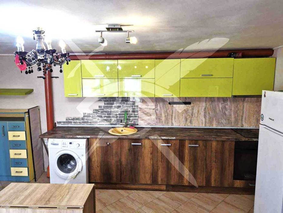 Двустаен апартамент в Колхозен пазар- 100839