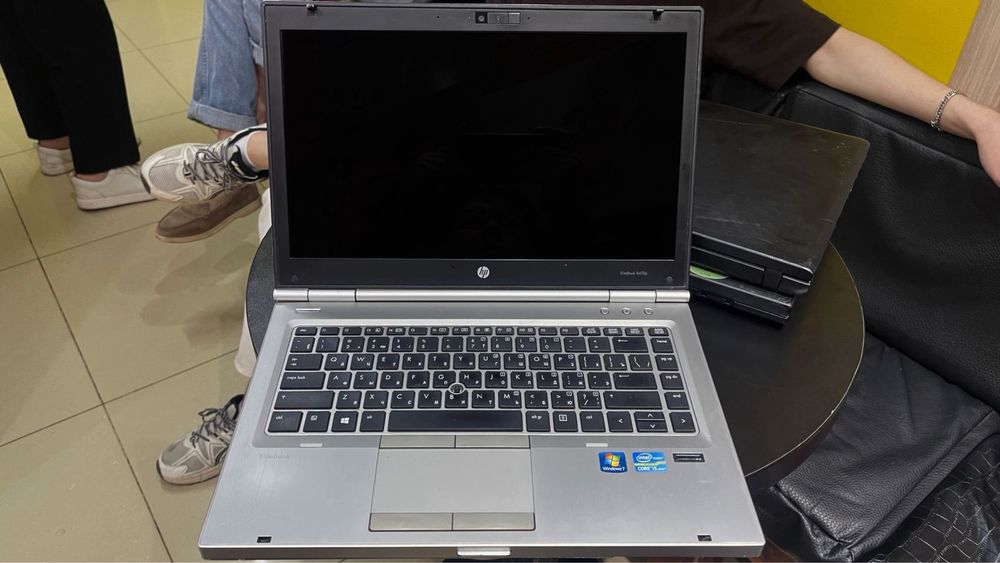 Продам ноутбук HP EliteBook