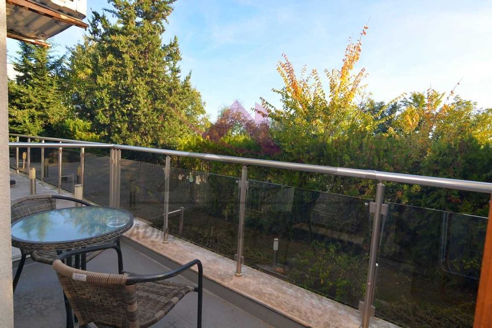 Дава се под наем Едностаен апартамент в к.к. Св.Св. Константин и Елена - 35 кв.м за 409 € - Снимка #4