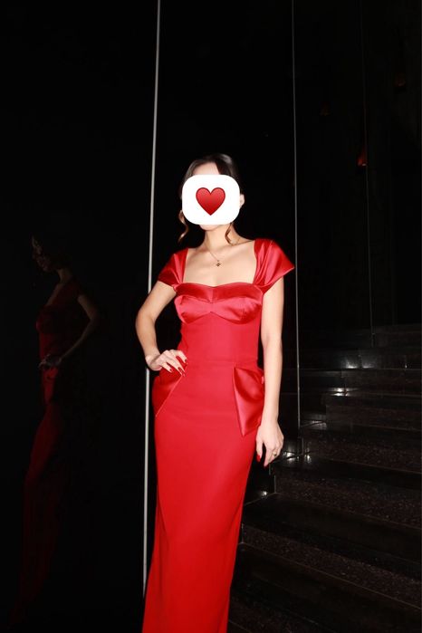 Вечерние платья продается