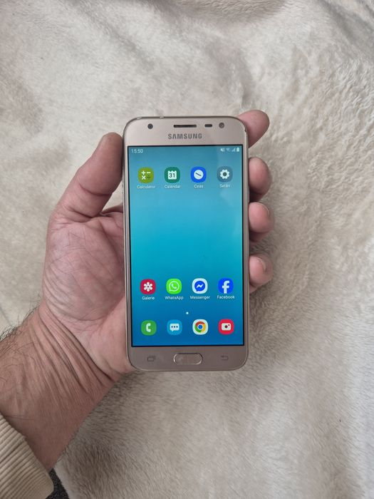 Telefon Samsung J3