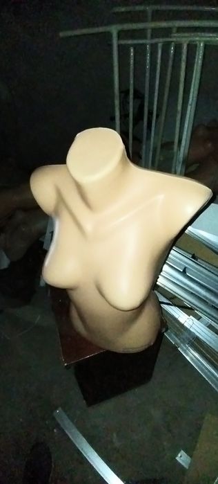 ВИТРИНЫ. Манекены