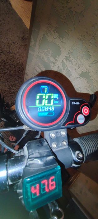 Продам самокат Kugoo M4 Pro