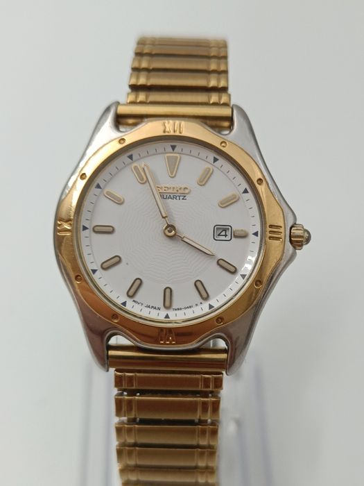 Seiko 7N89-0261  1995  31mm