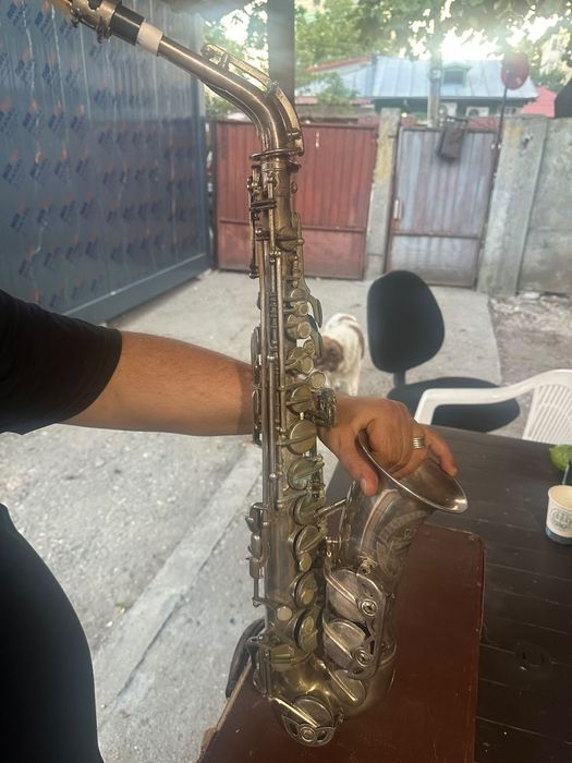 SaxofonAmatiMiBemol