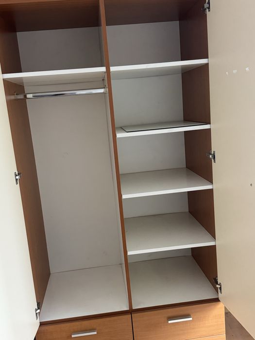 Продавам легло 120/190, гардероб, ракла