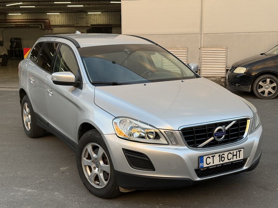 Volvo Xc60•2013•2.4Diesel•Xenon•Rate direct la parc•FinantareVariante