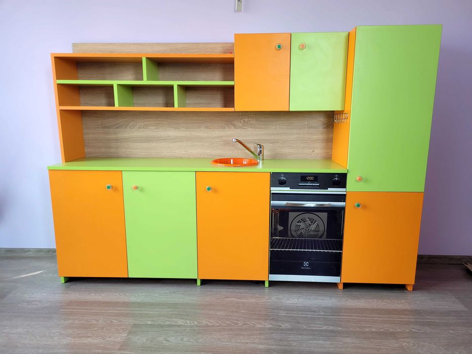 Детска кухня за игра