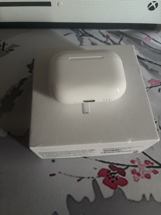Airpods pro 3 noi