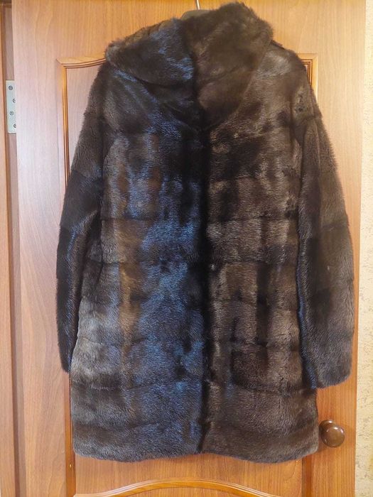 продам норковую шубу