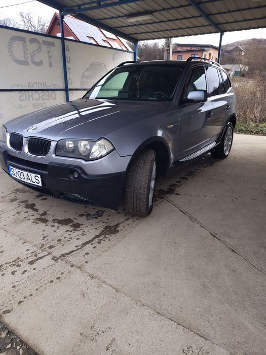 Vând BMW X3  în stare de funcționare