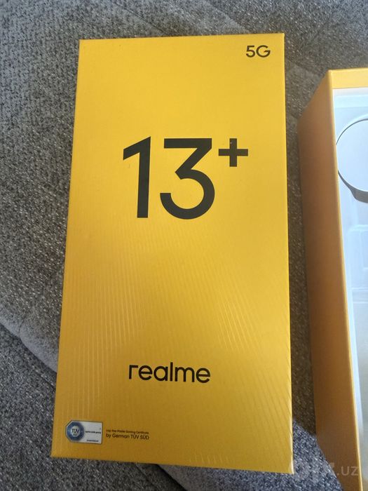 Продам realme 13 plus 8/256 mb в идеальном состоянии, коробка документ