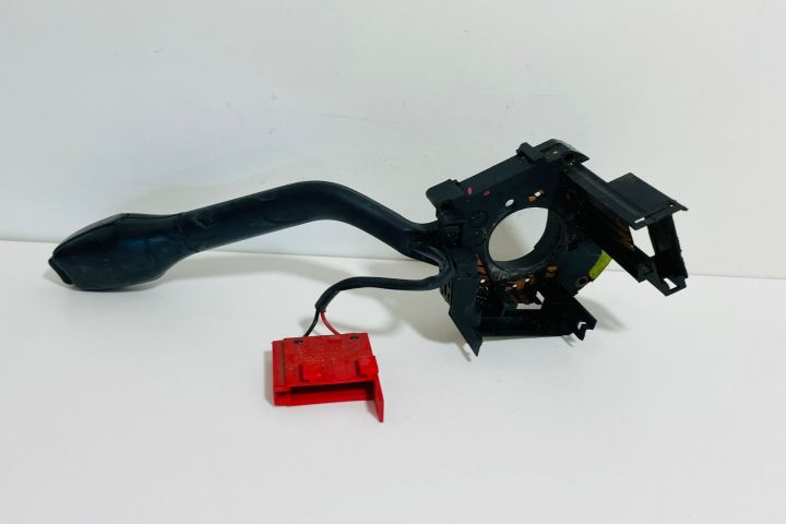 Maneta stergator 6K6953503AF Seat Cordoba prima generatie (facelift)