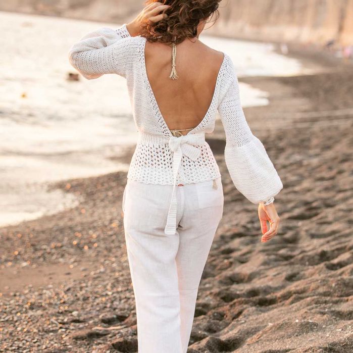 Бяла Блуза с Гол Гръб или Жилетка 2 в 1