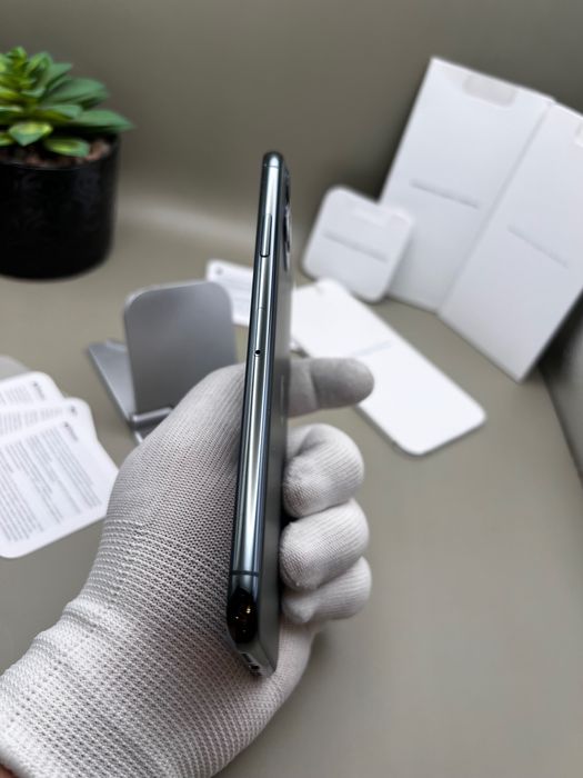 iPhone 11 Pro MAX, за части, iCloud locked - цената е за целия!