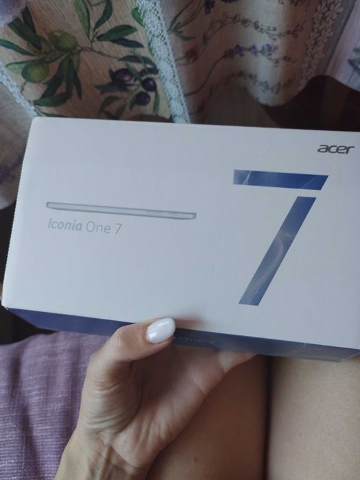 Таблет ACER Iconia One7
